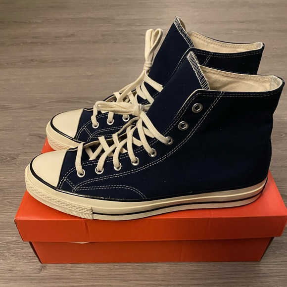 Converse Classic High-Tops in Dark Blue and White - Picture 3 of 5